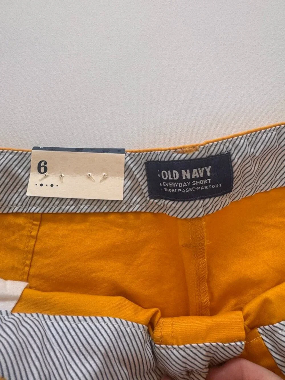 Old Navy bring burst